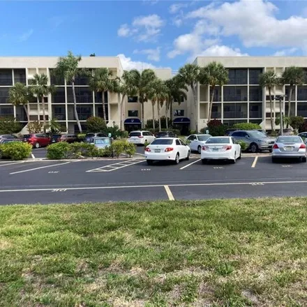 Buy this 2 bed condo on 4151 61st Avenue Terrace West in Manatee County, FL 34210
