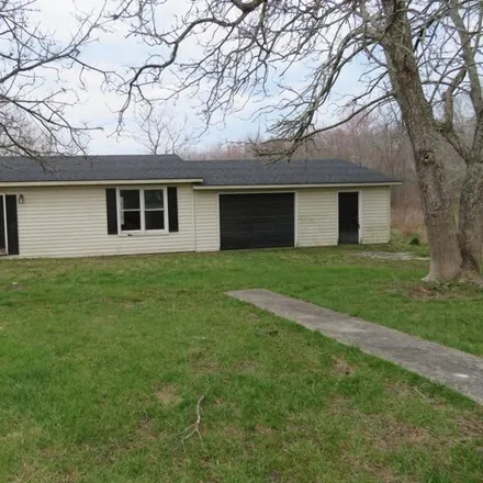 Image 2 - 311 Rogers Road, Jeffersonville, Montgomery County, KY 40337, USA - House for sale