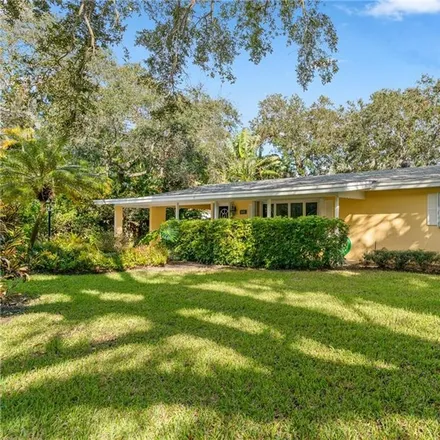 Image 1 - 545 Date Palm Road, Vero Beach, FL 32963, USA - House for sale