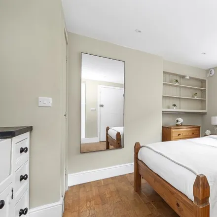 Rent this studio apartment on 71 Richborne Terrace in Myatt's Fields, London