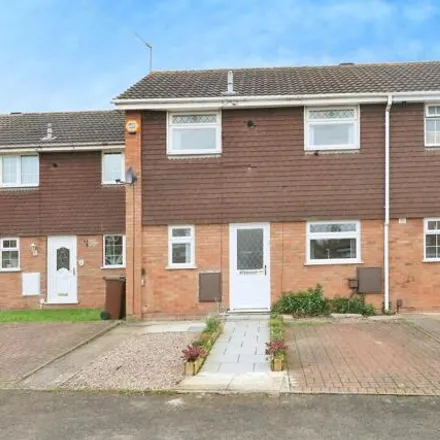 Buy this 3 bed townhouse on Glaisdale Gardens in Aldersley, Wolverhampton