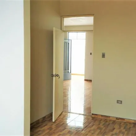 Image 2 - Chifa Loli, Avenida Las Flores, San Juan de Lurigancho, Lima Metropolitan Area 15423, Peru - Apartment for sale