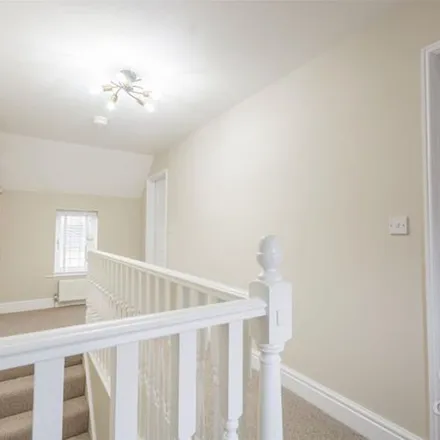 Image 5 - Middle Street, Bolsover, S44 6HD, United Kingdom - Apartment for rent