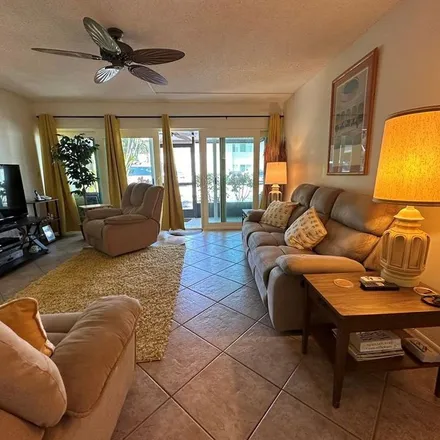 Image 1 - 2949 Clark Road, Sarasota County, FL 34231, USA - Apartment for rent