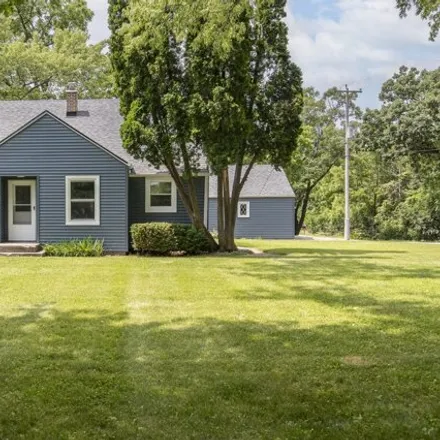 Buy this 4 bed house on W264N2847 Prospect Ave in Pewaukee, Wisconsin
