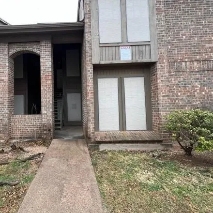 Rent this 2 bed condo on 5473 Laguna Drive in Abilene, TX 79605