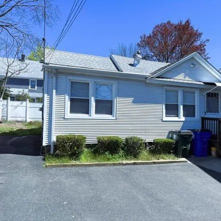 Rent this 1 bed house on 150 Brentwood Avenue in Fairfield, CT 06825