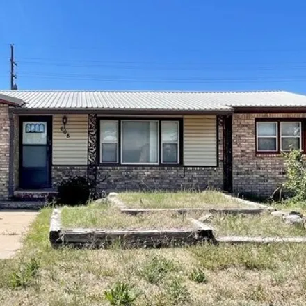Buy this 2 bed house on 646 Southwest 11th Street in Seminole, TX 79360