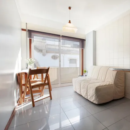 Image 2 - Rua de Santos Pousada, 4000-478 Porto, Portugal - Apartment for rent