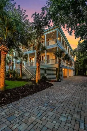 Buy this 6 bed house on 4 Morgan Place Drive in Isle of Palms, Charleston County