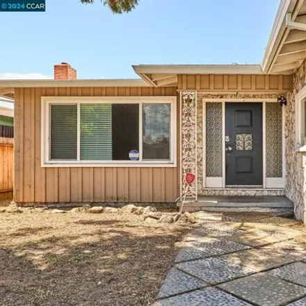 Buy this 4 bed house on 363 South 25th Street in Richmond, CA 94804