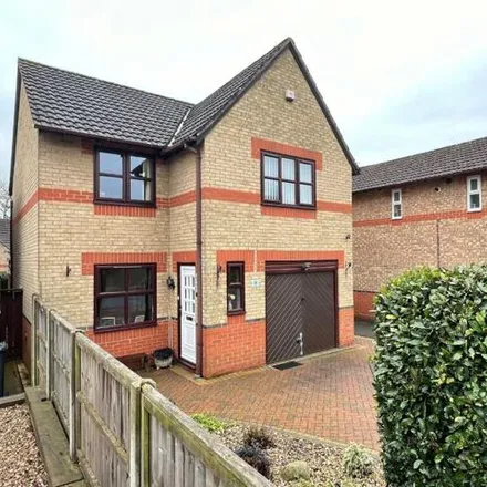 Buy this 3 bed house on Cypress Close in Desborough, NN14 2XU