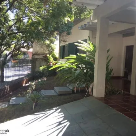 Buy this 3 bed house on Rua Senador Irineu Machado in Jardim Amália, Volta Redonda - RJ