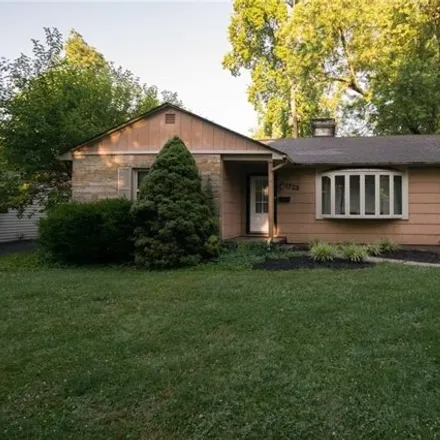 Buy this 3 bed house on 1723 Millerwood Dr in New Albany, Indiana