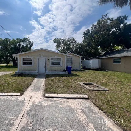 Buy this 3 bed house on 2274 Davis Street in Fort Myers, FL 33916