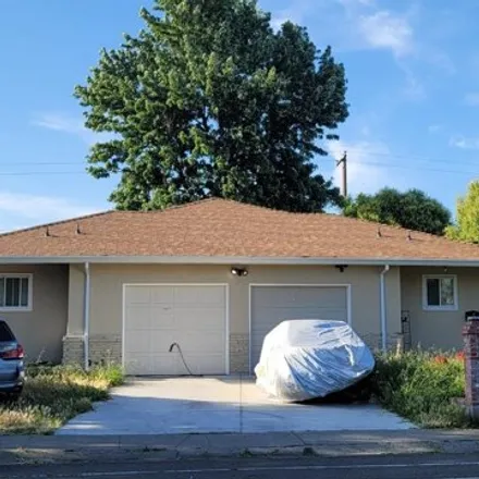 Buy this 4 bed house on 10405 White Rock Road in Rancho Cordova, CA 95670