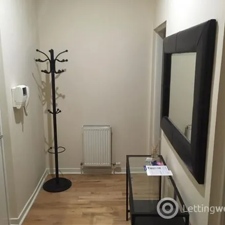 Image 1 - Travelodge Glasgow Queen Street, 78 Queen Street, Glasgow, G1 3DN, United Kingdom - Apartment for rent