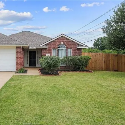 Image 2 - 3798 Victoria Avenue, College Station, TX 77845, USA - House for sale