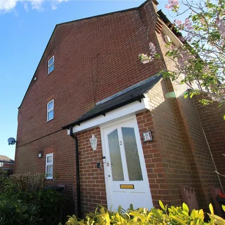 Rent this 2 bed apartment on Catchacre in Dunstable, LU6 1QD