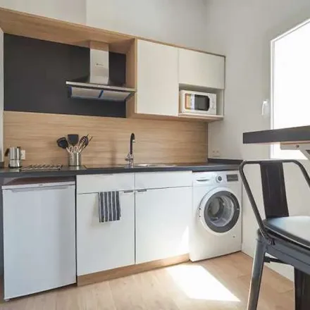 Rent this 1 bed apartment on Calle de Juan de Urbieta in 30, 28007 Madrid