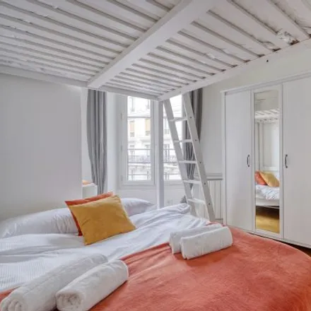 Image 4 - 10 Rue des Moines, 75017 Paris, France - Apartment for rent