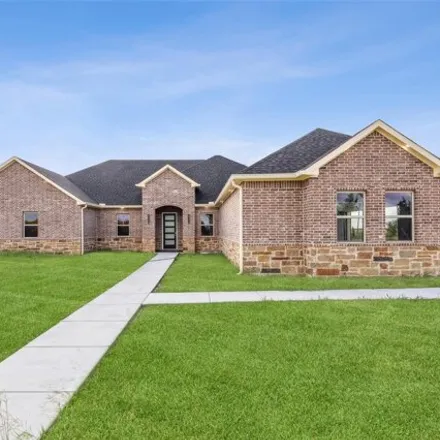 Buy this 5 bed house on 369 Farrar Road in Ellis County, TX 75165