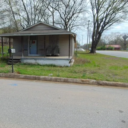 Buy this 2 bed house on 431 South Kirkman Street in Florence, AL 35630