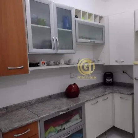 Buy this 2 bed apartment on Avenida Presidente Humberto de Alencar Castelo Branco in Jardim Arice, Jacareí - SP