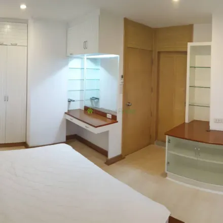 Image 7 - Bobsons Suites, Soi Sukhumvit 31, Asok, Vadhana District, 10110, Thailand - Apartment for rent