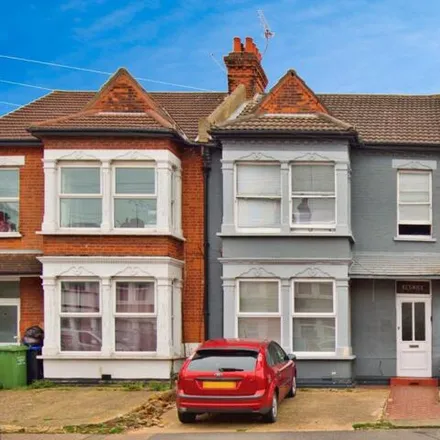 Buy this 5 bed townhouse on Bournemouth Park Road South in Bournemouth Park Road, Southend-on-Sea