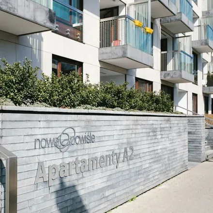 Image 9 - Szkoła Podstawowa nr 41 im. Żołnierzy AK Grupy Bojowej "Krybar", Leszczyńska, 00-339 Warsaw, Poland - Apartment for rent