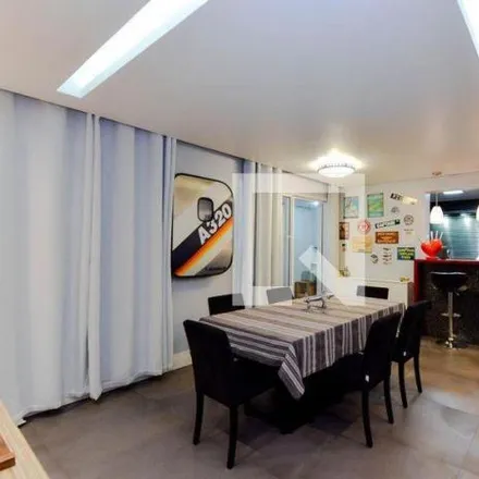 Buy this 2 bed apartment on Rua Antônio Gomes 142 in Centro, Guarulhos - SP