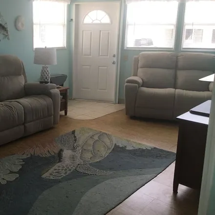 Rent this 2 bed house on Jensen Beach in FL, 34957