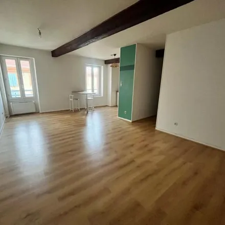 Rent this 3 bed apartment on Coiff Club in Place du Souvenir Français, 09700 Saverdun