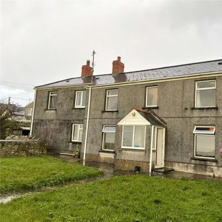 Buy this 3 bed duplex on Heol Gwermont in Llansaint, SA17 5JA