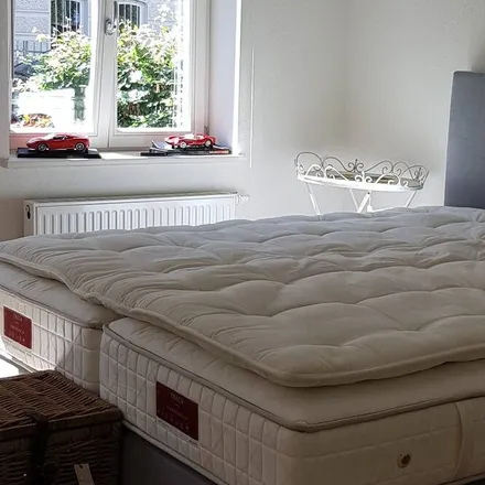Rent this 3 bed apartment on Oldenburg (Oldb) Hbf in Bahnhofsplatz, 26122 Oldenburg