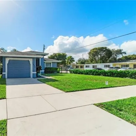 Image 2 - 582 Northwest 11th Avenue, Fort Lauderdale, FL 33311, USA - House for rent