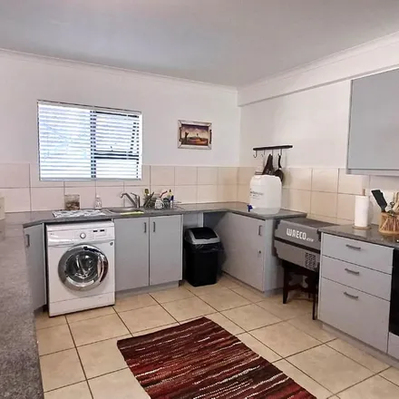 Image 9 - Spar Centre, Witwatersrand Way, Bayview, George, 6506, South Africa - Apartment for rent