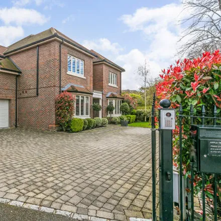 Buy this 5 bed house on Westmorland Road in Maidenhead, SL6 4HB