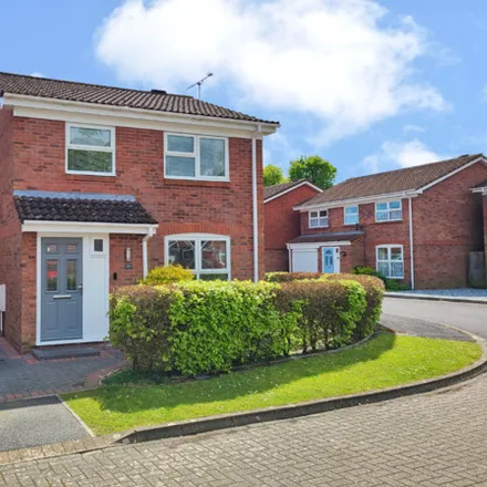 Buy this 3 bed house on 22 Ashwood Gardens in West Totton, SO40 8SZ