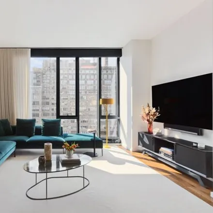 Rent this 3 bed condo on 572 Broome Street in New York, NY 10013