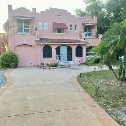 Buy this 6 bed house on 2270 SR 17 in Avon Park, FL 33825