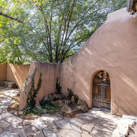 Image 4 - Moonbow, Turquoise Trail NM-14, Madrid, Santa Fe County, NM 87010, USA - House for sale