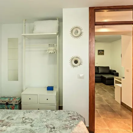 Image 2 - Las Palmas de Gran Canaria, Las Palmas, Spain - Apartment for rent