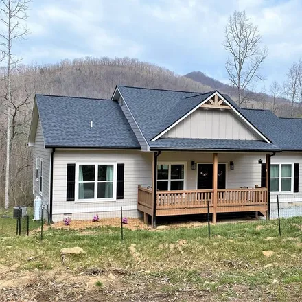 Buy this 3 bed house on 101 Rocky Branch Road in Macon County, NC 28734