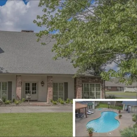 Rent this 4 bed house on 1208 West Bayou Parkway in Lafayette, LA 70503