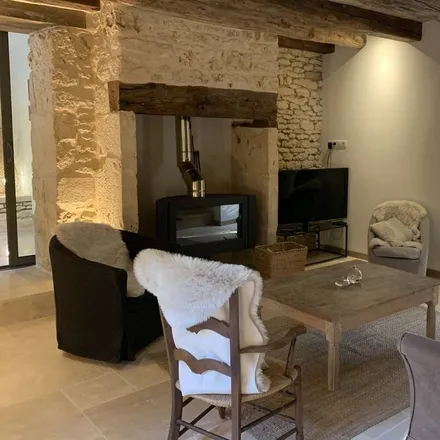 Rent this 3 bed house on Coly-Saint-Amand in Dordogne, France