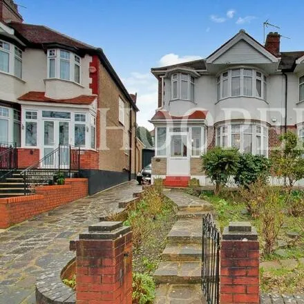 Buy this 3 bed duplex on Cairnfield Avenue in Dudden Hill, London