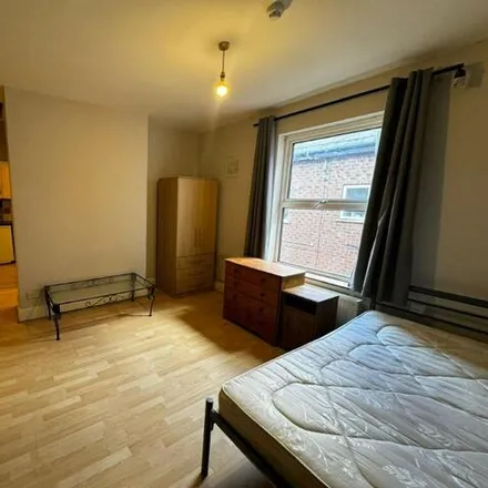Image 4 - Derby Montessori School, Rowditch Place, Derby, DE22 3NJ, United Kingdom - Apartment for rent