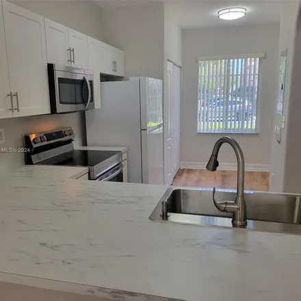 Rent this 2 bed townhouse on 848 Brickell Avenue in Miami, FL 33131